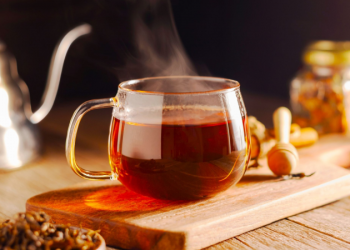 El poderoso té que ayuda a quemar grasas: tiene antioxidantes, reduce el colesterol y fortalece las defensas