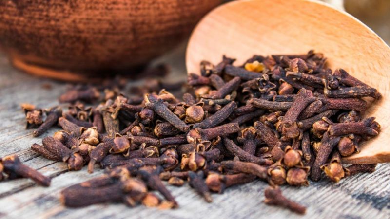 El ritual con clavo de olor para atraer la buena suerte y la prosperidad