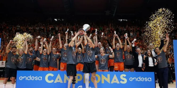 El Traslado de la Virgen y el título de liga del Valencia Basket impulsan la audiencia de la televisión pública À Punt>