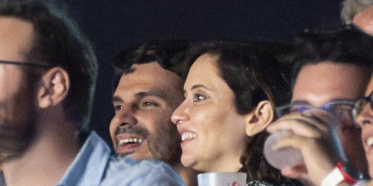 El TSJ pide a la Fiscalía que identifique al «máximo responsable» que autorizó la nota sobre el novio de Ayuso>