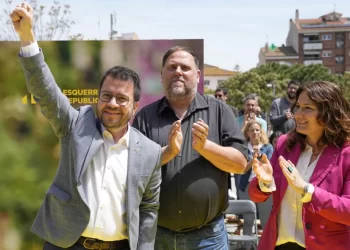 ERC, juez y parte, dividido entre los partidarios de pactar con Junts y los que prefieren al PSC>