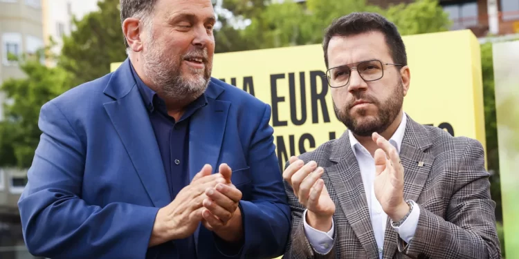 Junqueras se prepara para hacerse un Sánchez: en coche y sin sueldo para «volver»>