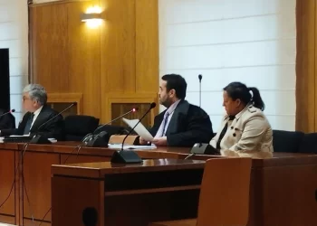 La empleada municipal acusada de quedarse con 160.000 euros de sus vecinos: «Siento vergüenza, pero fue por mi ludopatía»>