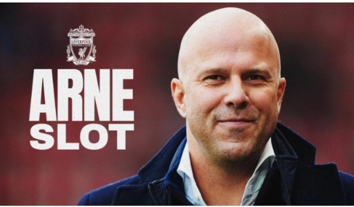 Arne Slot, el DT de Liverpool.