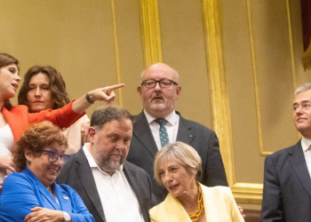 Los socios de Sánchez le advierten: la amnistía es el paso previo al referéndum>