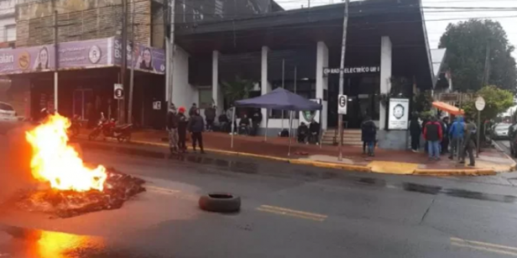 Máxima tensión en Misiones con policías y docentes: qué se sabe hasta ahora