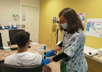 No hará falta cita previa en Andalucía para la vacuna del papiloma humano entre los niños de 13 a 18 años>