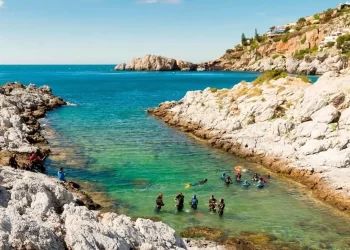 Playas de Granada con Bandera Azul en 2024: este es el listado completo>