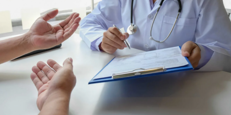 Prepagas: cuál será el “Día D” para definir cuándo y cómo van a devolver la plata a sus afiliados