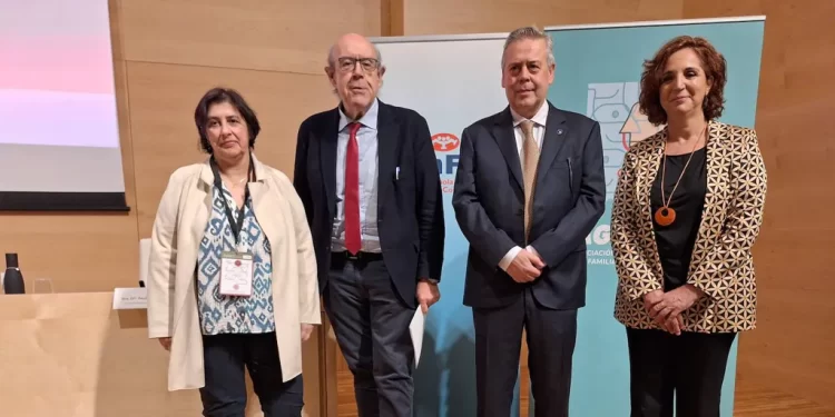 Profesionales sanitarios de todo España analizan en Santiago los retos de la medicina de familia: «estamos en un momento de inflexión»>