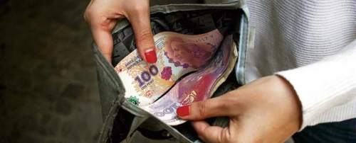 Todo mal: consultoras advierten que el poder adquisitivo ya no se podrá recuperar este año