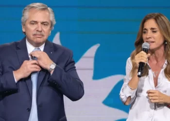 Más corrupción: Fernández y Tolosa Paz complicados con la entrega de subsidios sin control. “En el peronismo se garcha”… y se roba