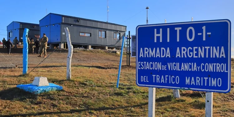 Polemica fronteriza con Chile por una base de la Armada Argentina que avanza sobre territorio chileno