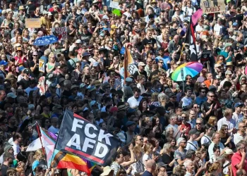 Temor entre los migrantes ante el giro a la derecha de la UE