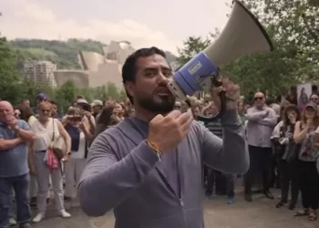 De una mega cárcel a lo Bukele a trabajos forzados: la «mano dura» de Alvise Pérez>