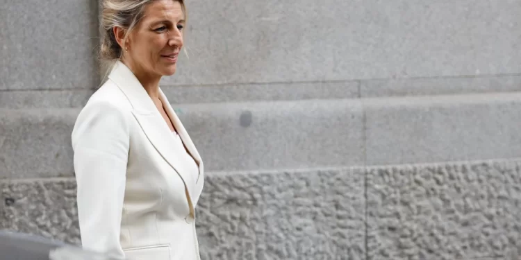 Díaz condena a Sumar a la disolución y abre una grieta al Gobierno>