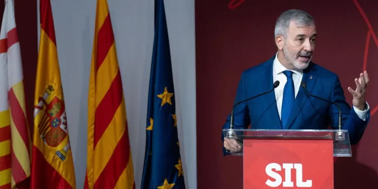 ERC logra un preacuerdo para entrar en el gobierno de Collboni en el Ayuntamiento de Barcelona>