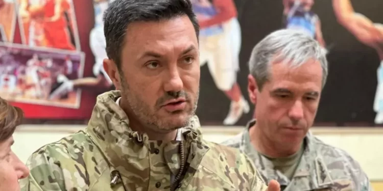 Escándalo litio: espionaje ilegal y abuso de fondos públicos en la cartera de Defensa que conduce Luis Petri