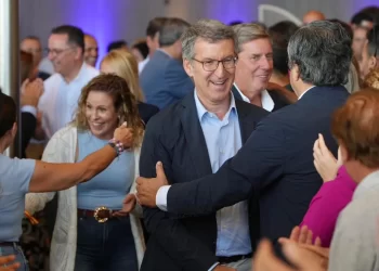 Feijóo exigirá a la UE que agilice la expulsión de los inmigrantes con condenas de cárcel>