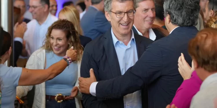 Feijóo exigirá a la UE que agilice la expulsión de los inmigrantes con condenas de cárcel>