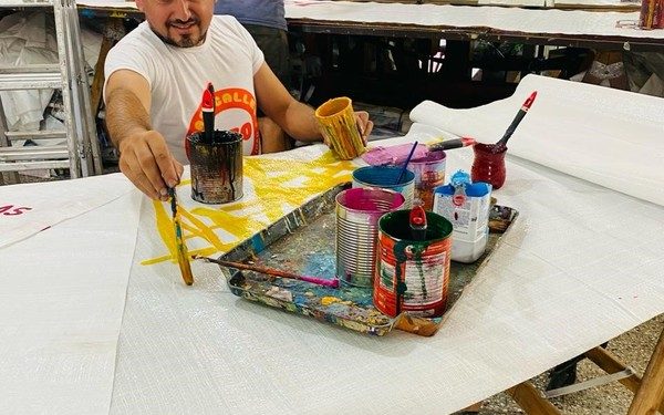 Historias, vivencias, emociones, sentimientos, mensajes que se esconden detrás de cada pasacalle