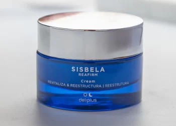 La exclusiva crema antiedad de Mercadona que revitaliza la piel en 28 días y ya ha vendido 10 millones de unidades>