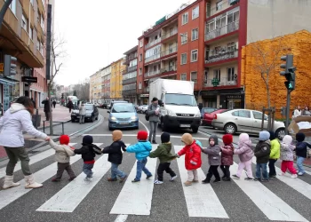 La Junta convoca el Bono Concilia de para el cuidado de menores hasta los tres años: estos son los plazos y requisitos>