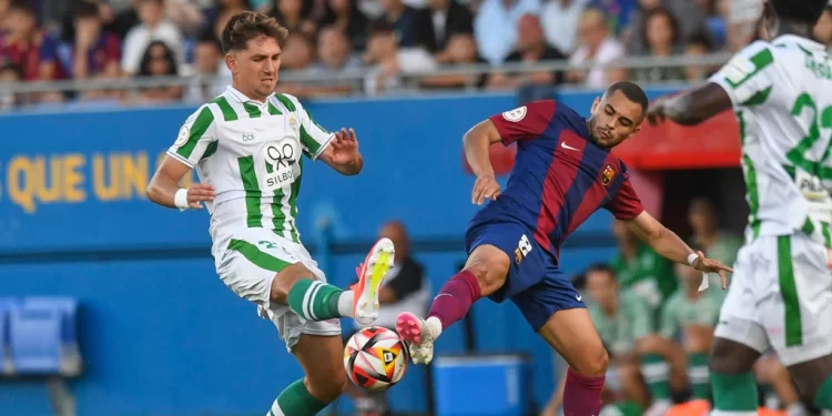 Las notas de los jugadores del Córdoba CF ante el Barcelona B>