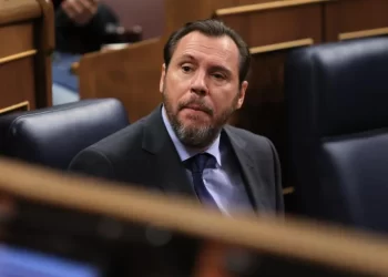 Puente admite que cometió un «exceso verbal» con Vito Quiles, pero desliza que es un «fascista» y un «nazi»>