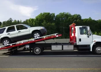 Grúas de los seguros: Gobierno da marcha atrás con una innecesaria medida, que jamas debio tomar