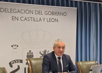 Un vocal borracho, un cerrajero y una urna móvil: las incidencias del arranque de la jornada electoral en Castilla y León>