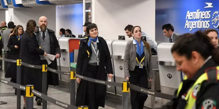 La Justicia analiza la insólita trampa que empleados de Aerolíneas Argentinas aplicaban para no ir a trabajar