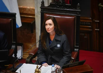 Villarruel rechazará por “improcedente” la expulsión de Paoltroni, que ya conformó su propio monobloque