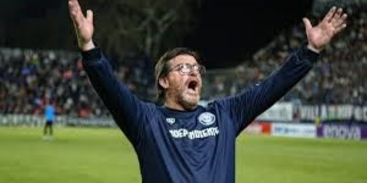 Alfredo Berti volverá a ponerse el buzo de DT en Independiente Rivadavia