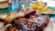 La parrilla más barata de Buenos Aires: sirven un vacío y una tira de asado imperdibles