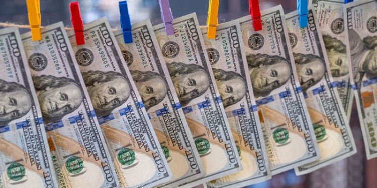 Blanqueo de menos de u$s100.000: en qué se invierten los fondos