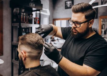 Calendario lunar: cuáles son los mejores días del mes de septiembre para cortarse el pelo y que crezca sano y fuerte