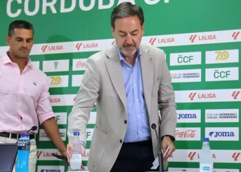 El Córdoba CF abre la puerta de salida en caso de encontrar oportunidades en el mercado de fichajes