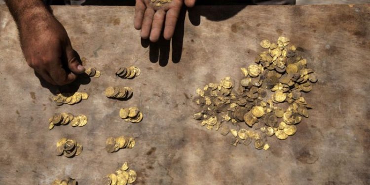 Descubren un antiguo tesoro azteca valuado en miles de dólares