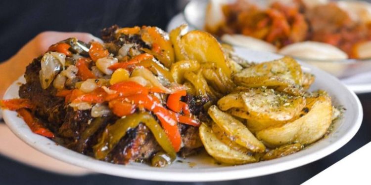 El bodegón con platos de menos de 10 mil para comer abundante, rico y a buen precio