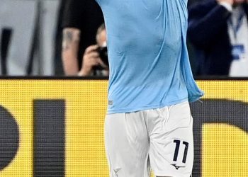 Gol de Castellanos en el empate entre Lazio y Milan