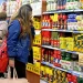 Qué pasará con los precios de los alimentos tras la baja del impuesto PAIS: en cuáles habrá mayor impacto