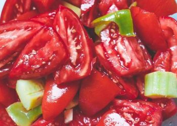 La nueva ayuda de Carrefour para personas mayores de 65 años: requisitos para solicitarlo