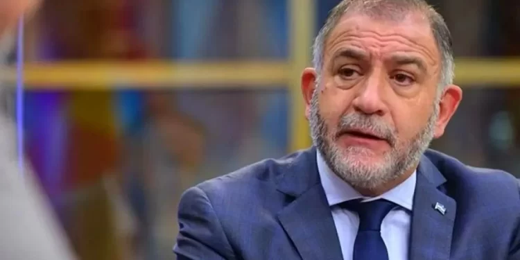 El Senador Juez cruzo a Macri, quien avala el veto presidencial, y ratificó el apoyo a la ley que aumenta las jubilaciones