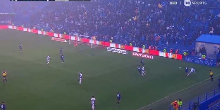 Por la cima: Vélez y la necesidad de derrotar a Ind. Rivadavia para seguir liderando