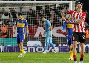 Por qué Advíncula explotó con Enzo Pérez