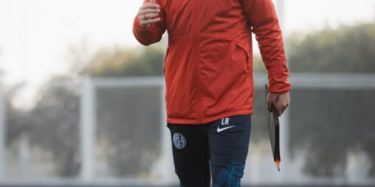 Romagnoli tiene altas y bajas para el duelo con Platense