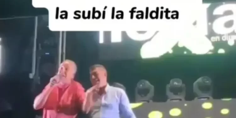 Piden la expulsión del alcalde de un pueblo de Ávila (PP) por cantar una canción que relata la violación a una niña