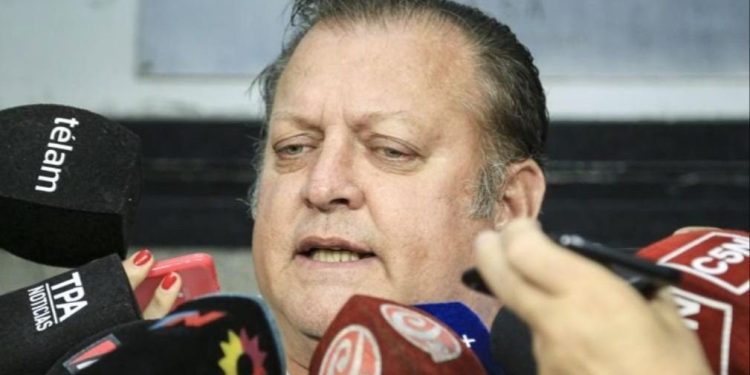 Antes del paro, el Gobierno anunció que el sindicalista Pablo Biró será excluido del directorio de Aerolíneas Argentinas