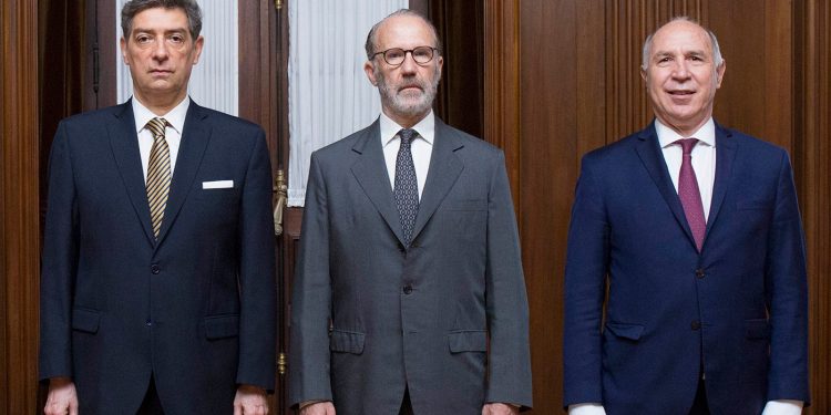 La Corte Suprema ya se prepara para funcionar con tres miembros
